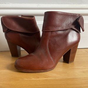 Kate Spade Spade Heeled Booties in Auburn, Size 8.5